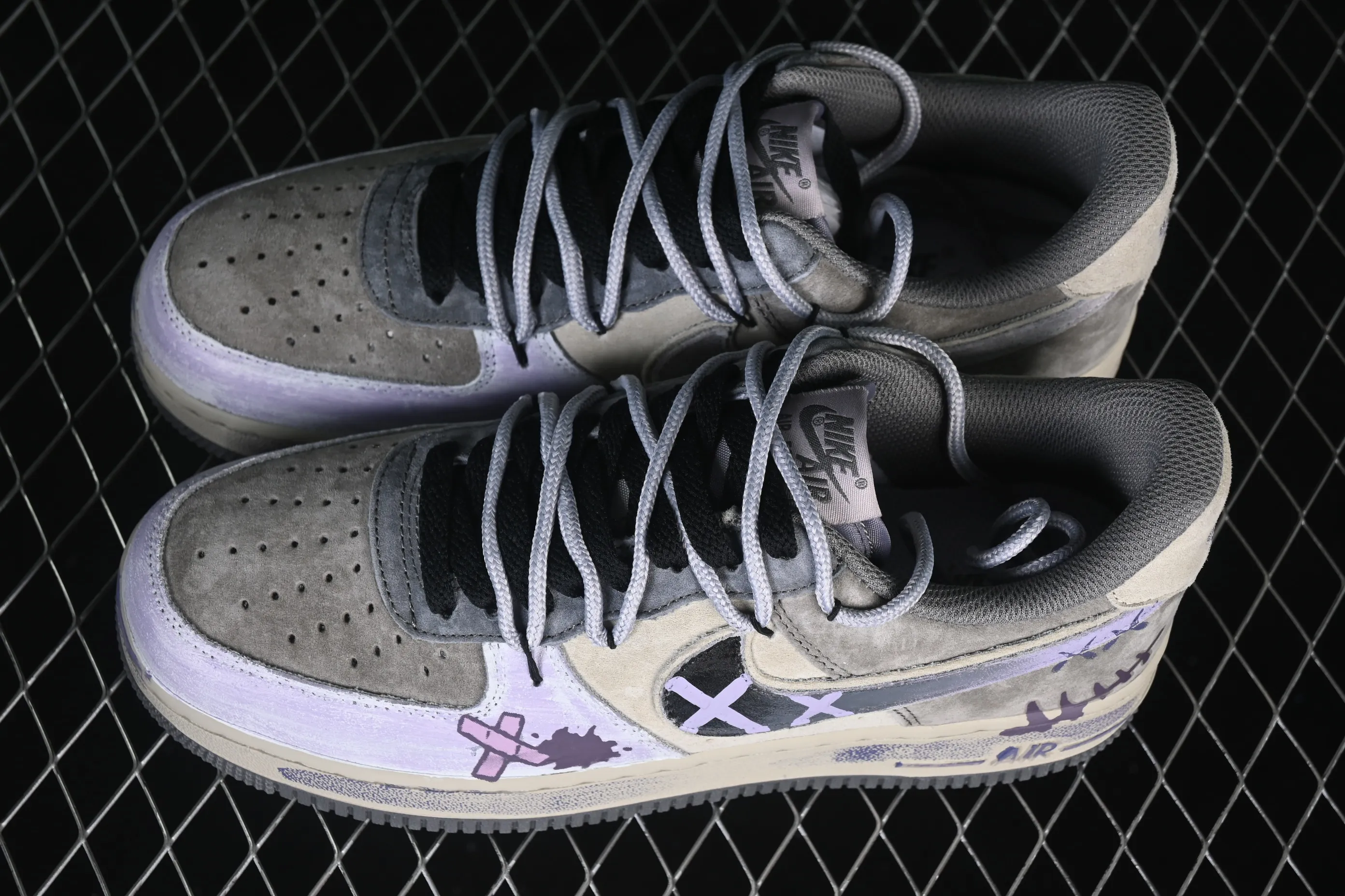 All categories Nk Air Force 1 Air Force series Nk Air Force 1 Low Air Force low-top Nike Air Force 1'07 Low "Band-Aid" Hand-painted graffiti Graffiti band-aid Air Force 1 low-top casual sneakers YD2425-066